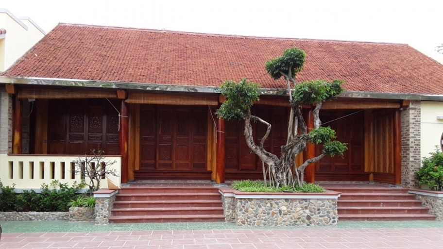 Nhà gỗ 4 gian bằng gỗ gõ đỏ
