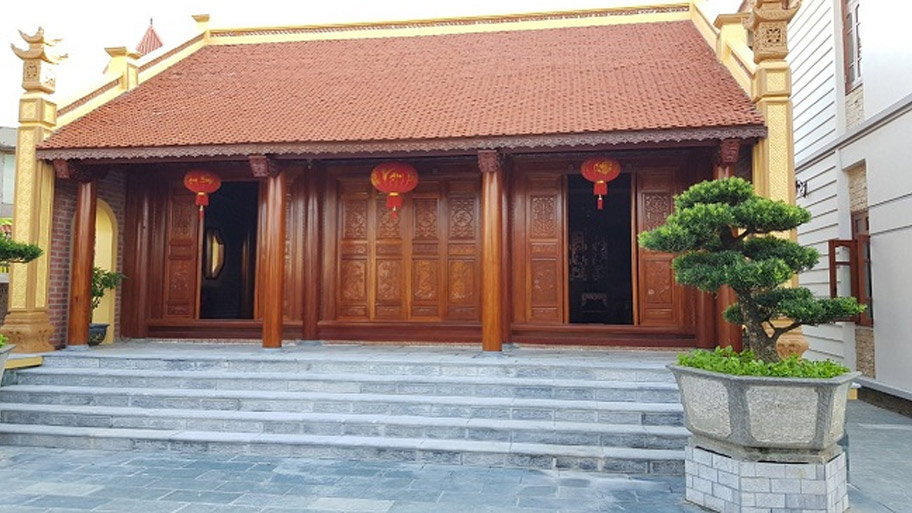 Mẫu nhà gỗ sân vườn 3 gian bằng gỗ xoan